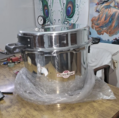 Commercial  Heavy Duty Aluminium Outer Lid Pressure Cooker (All Sizes)